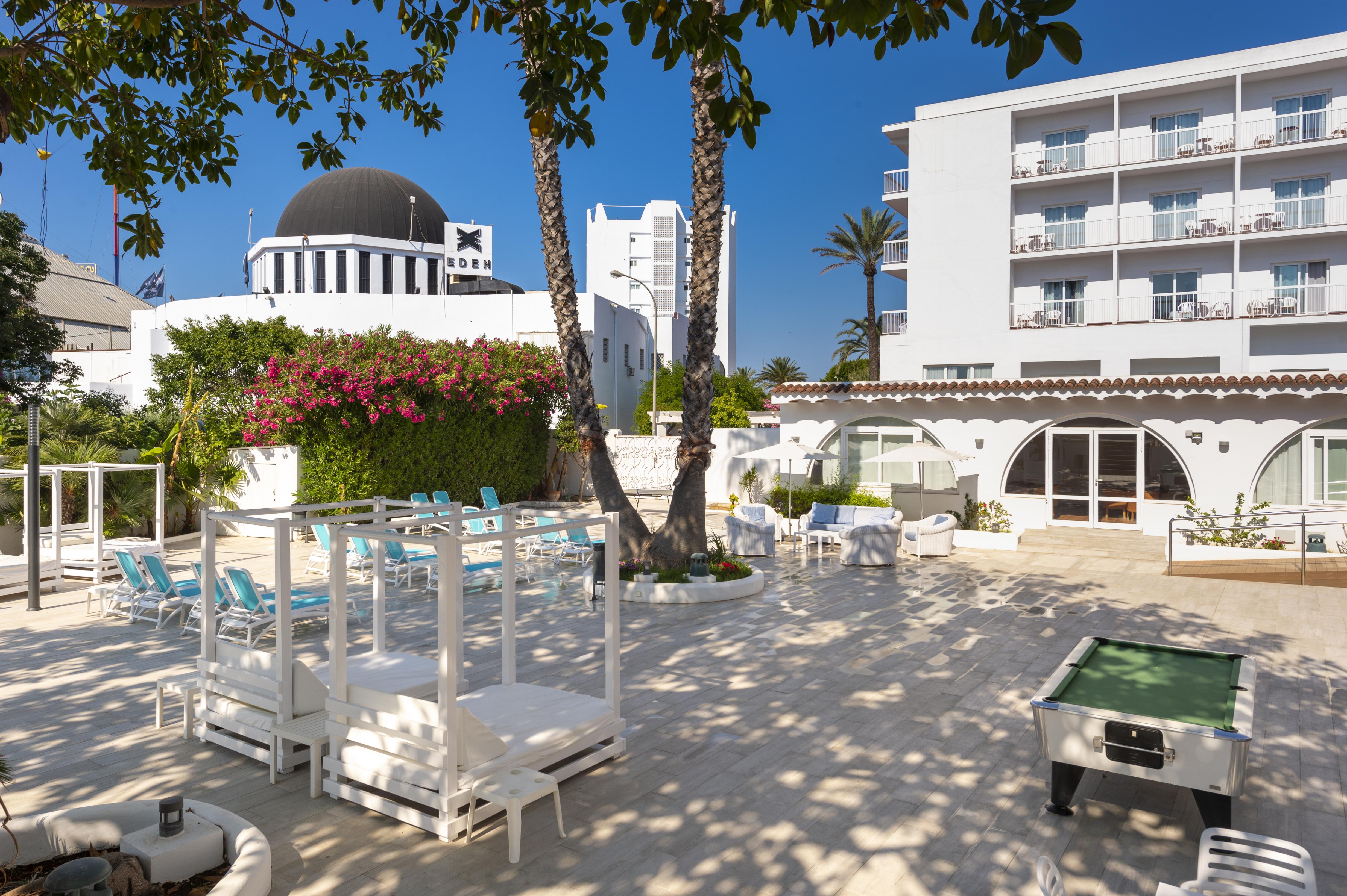 Hotel Vibra Marco Polo II - Adults Only Sant Antoni de Portmany Dış mekan fotoğraf