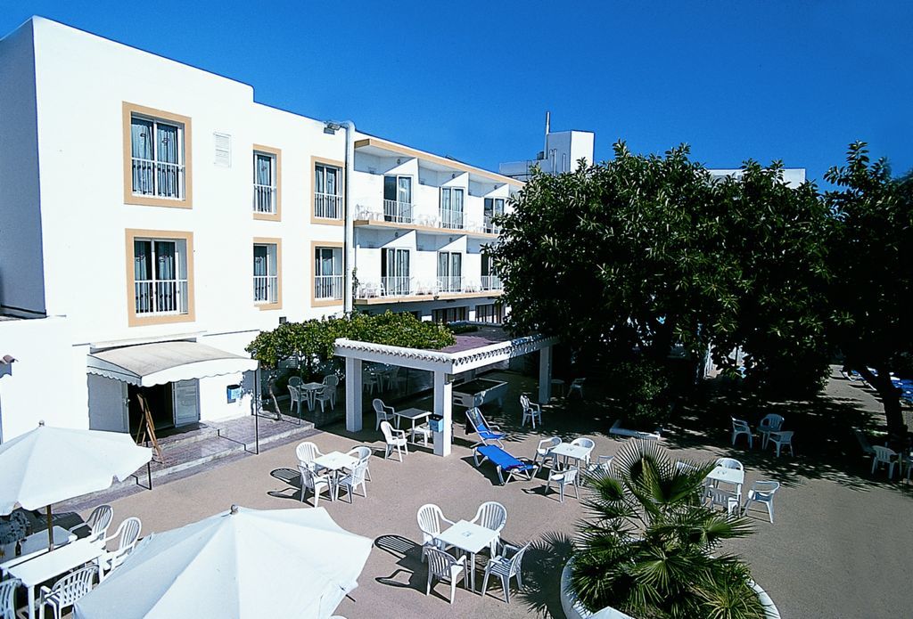 Hotel Vibra Marco Polo II - Adults Only Sant Antoni de Portmany Dış mekan fotoğraf