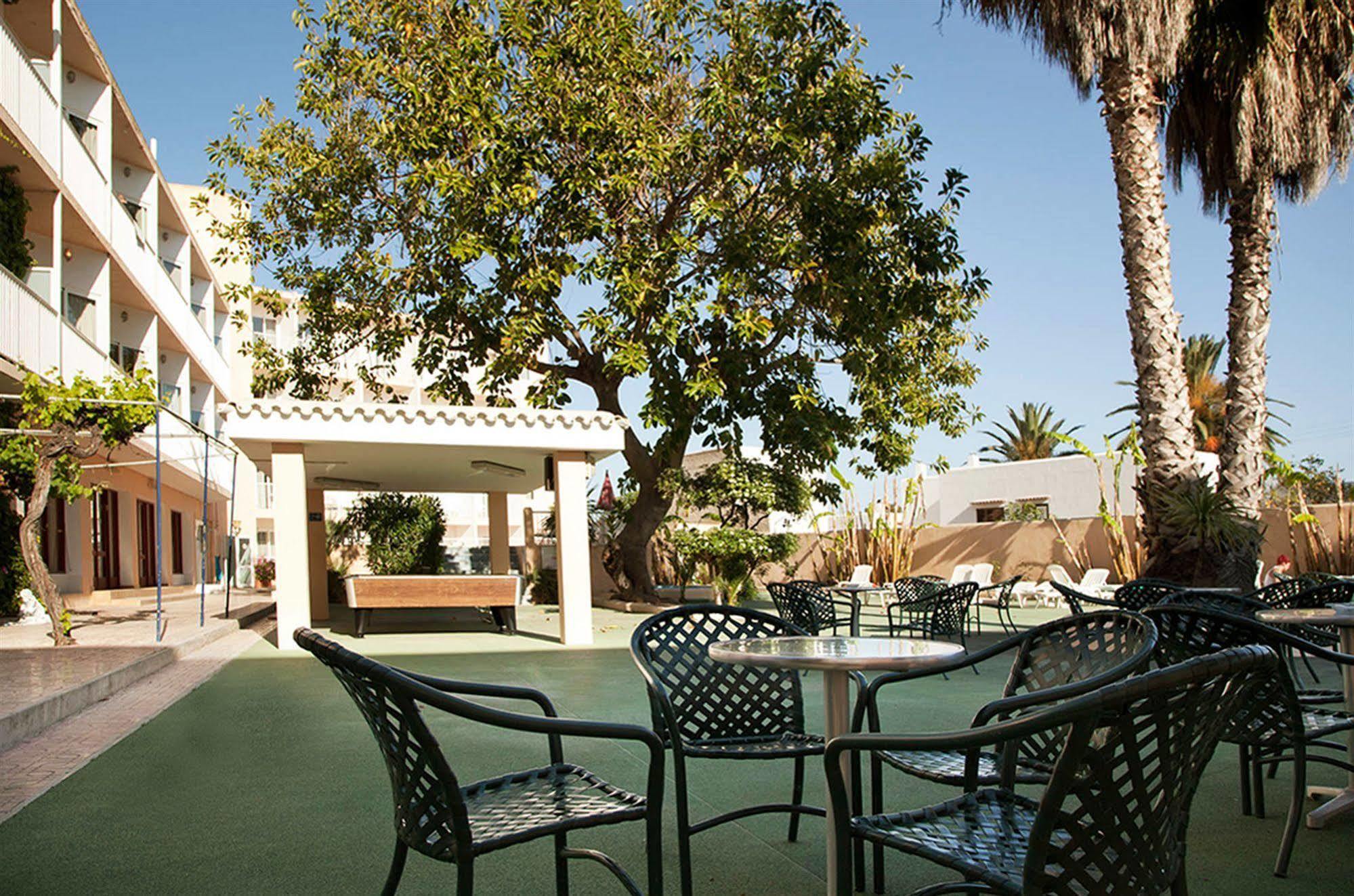 Hotel Vibra Marco Polo II - Adults Only Sant Antoni de Portmany Dış mekan fotoğraf